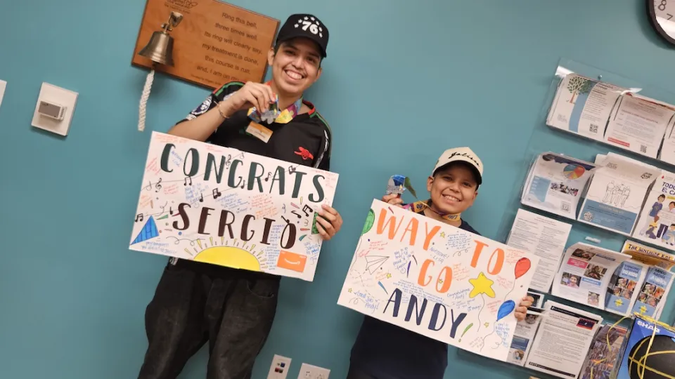 Sergio and Andy's siblings supporting them